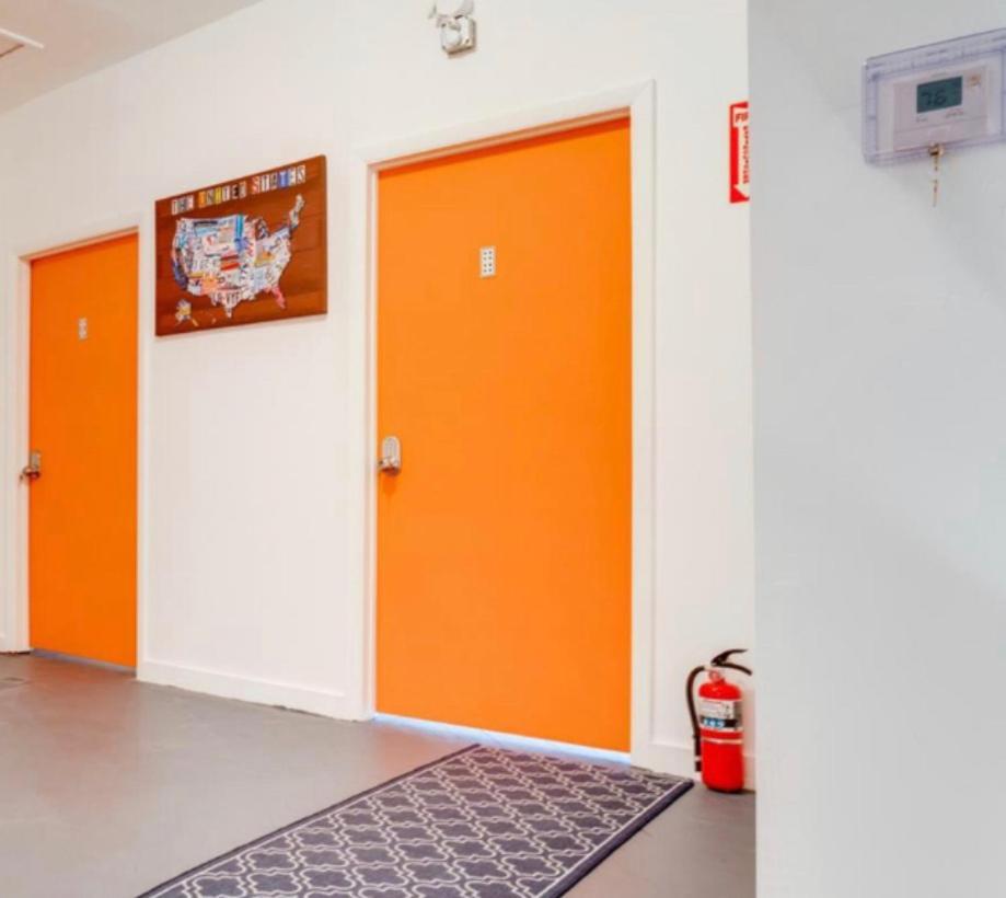 Women Only Rooms - Men Only Rooms - Free Wifi - Coffee Parking - Lockers Miami Ngoại thất bức ảnh